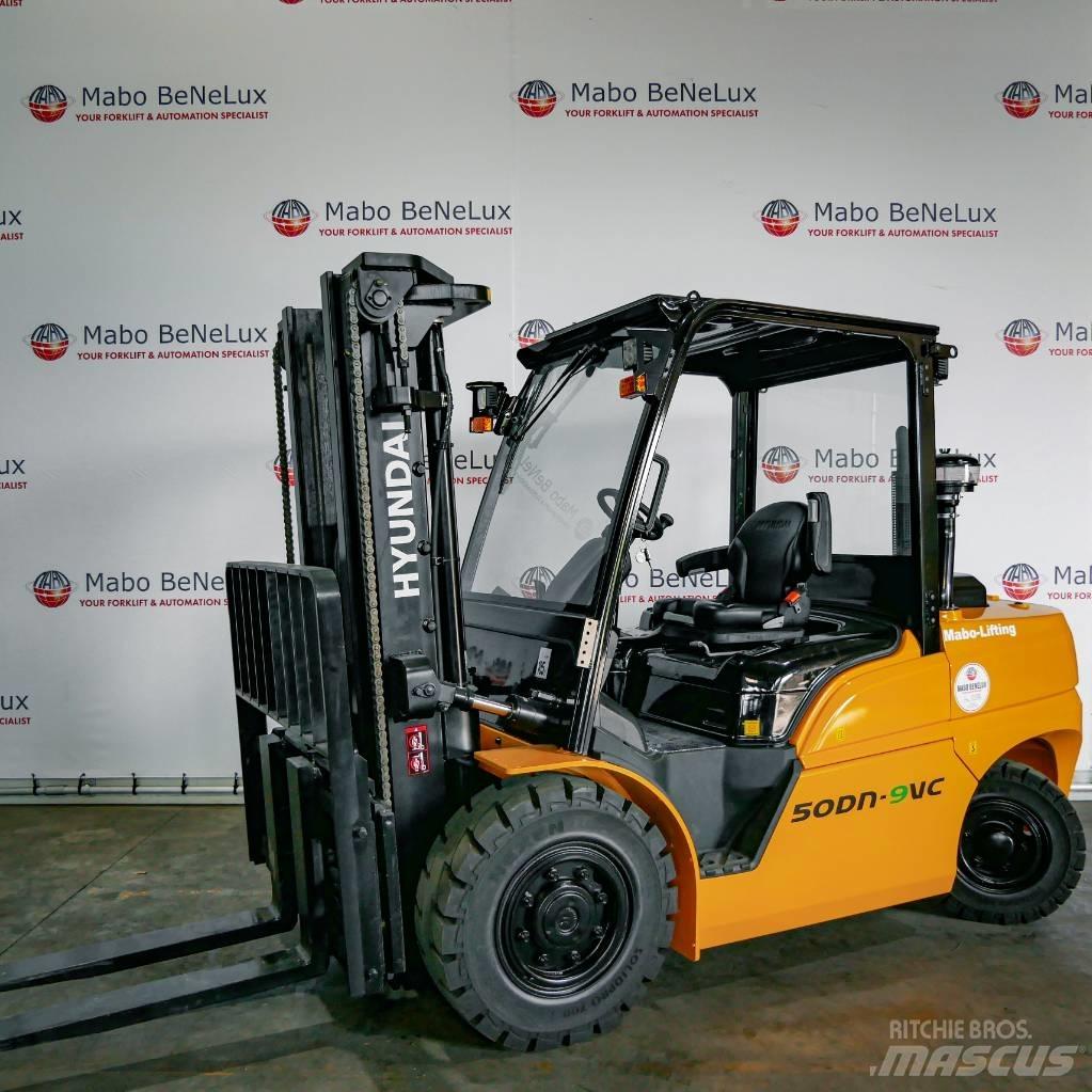 Hyundai 50DN-9VC Dieselmotviktstruckar