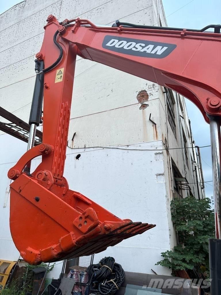 Doosan Doosan Minigrävare < 7t