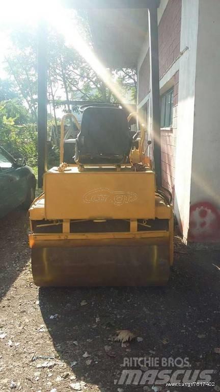 Bomag 120 Tvåvalsvältar