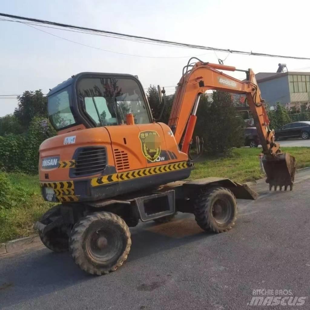 Doosan DX60W Hjulgrävare