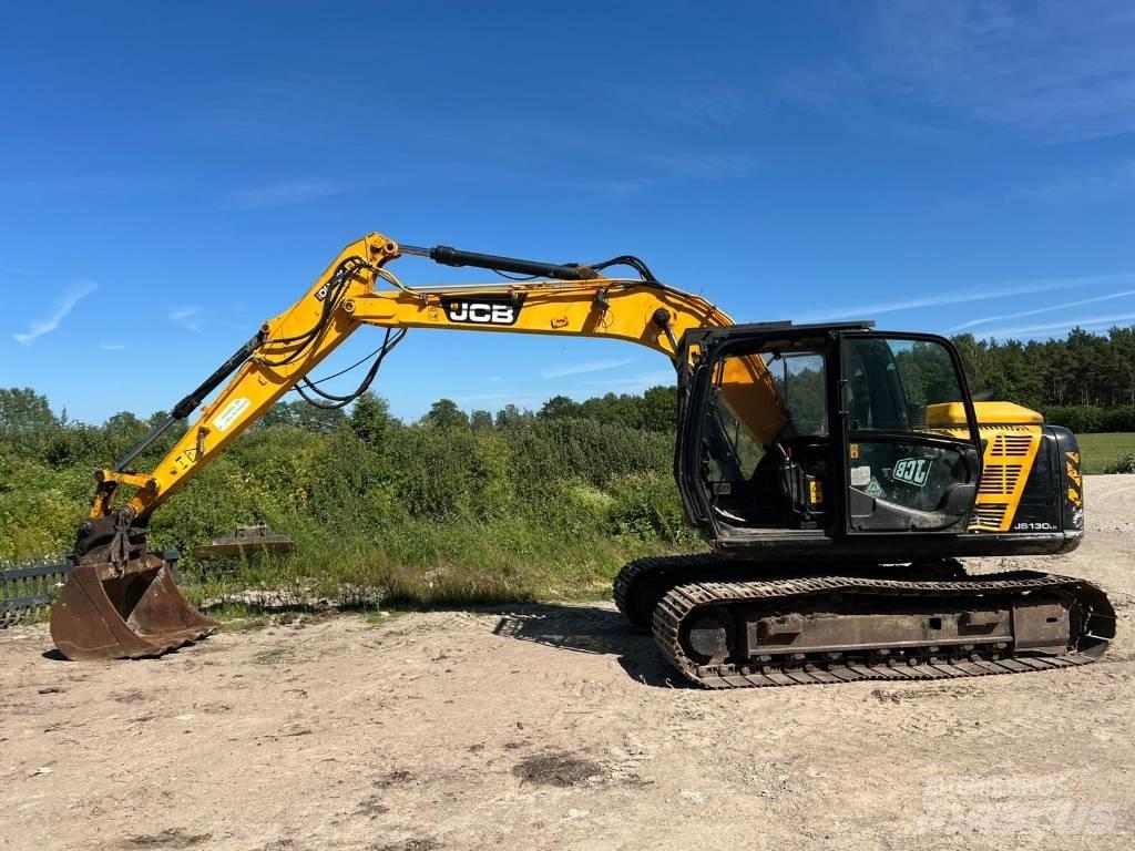 JCB JS 130 LC Bandgrävare