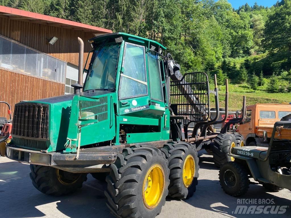 John Deere 1110 Skotare