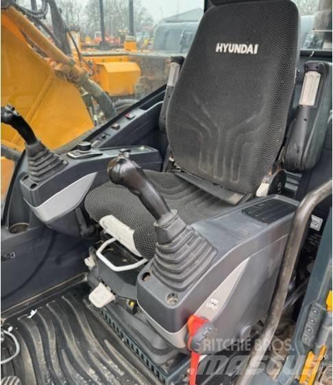 Hyundai HX 220 L Bandgrävare