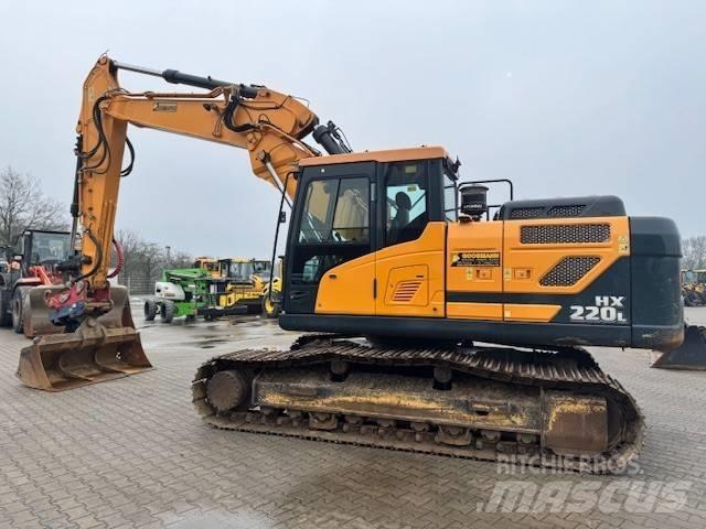 Hyundai HX 220 L Bandgrävare