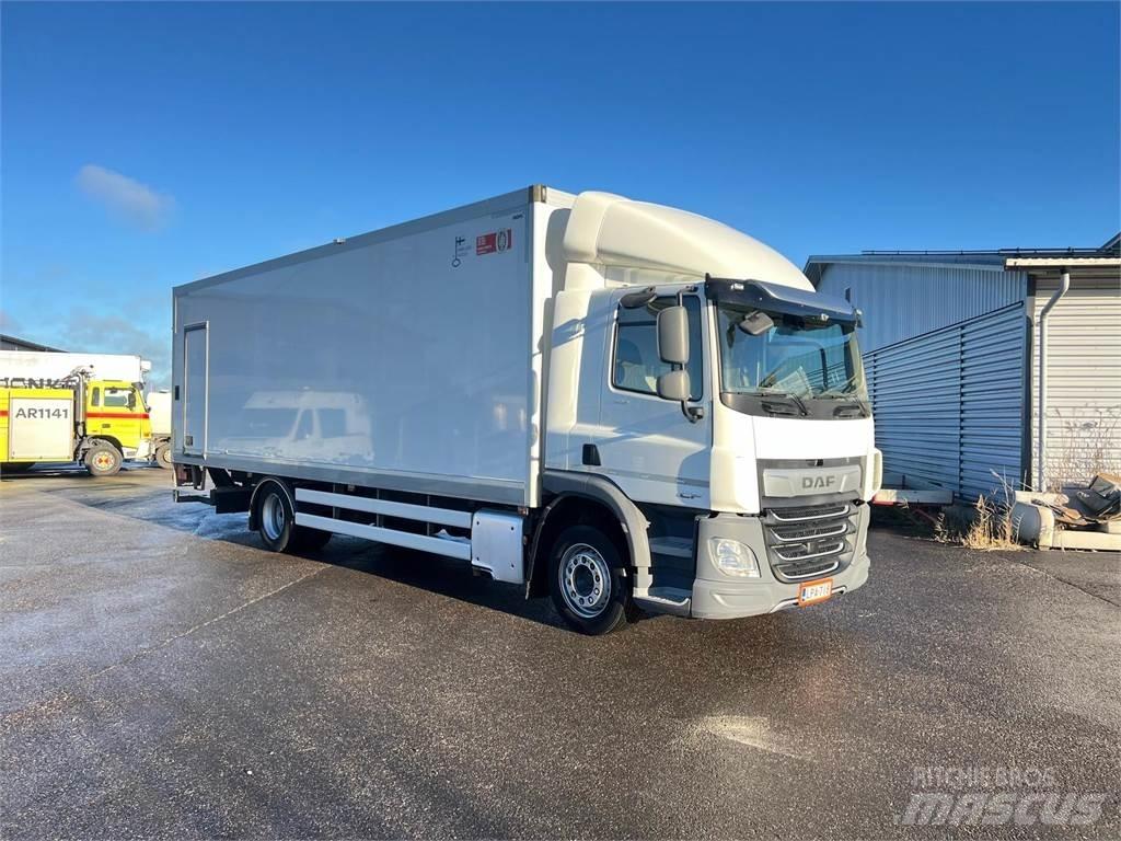 DAF CF 300 FA 4X2 Skåpbilar