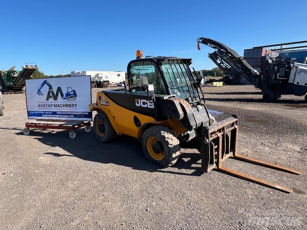 JCB 520-40 Teleskoplastare