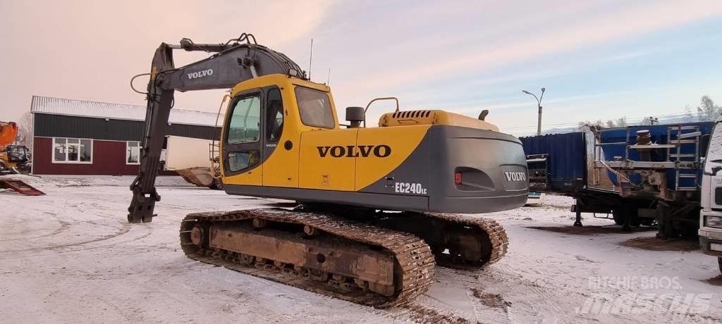 Volvo EC 240 C L Bandgrävare