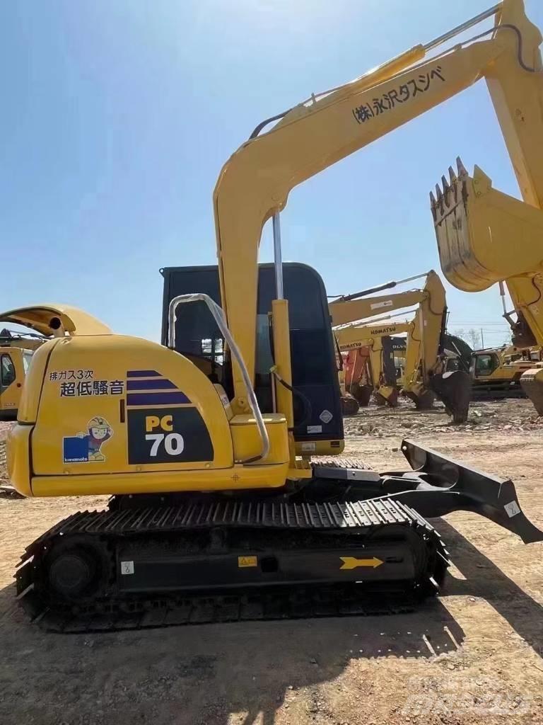 Komatsu PC 70 Minigrävare < 7t