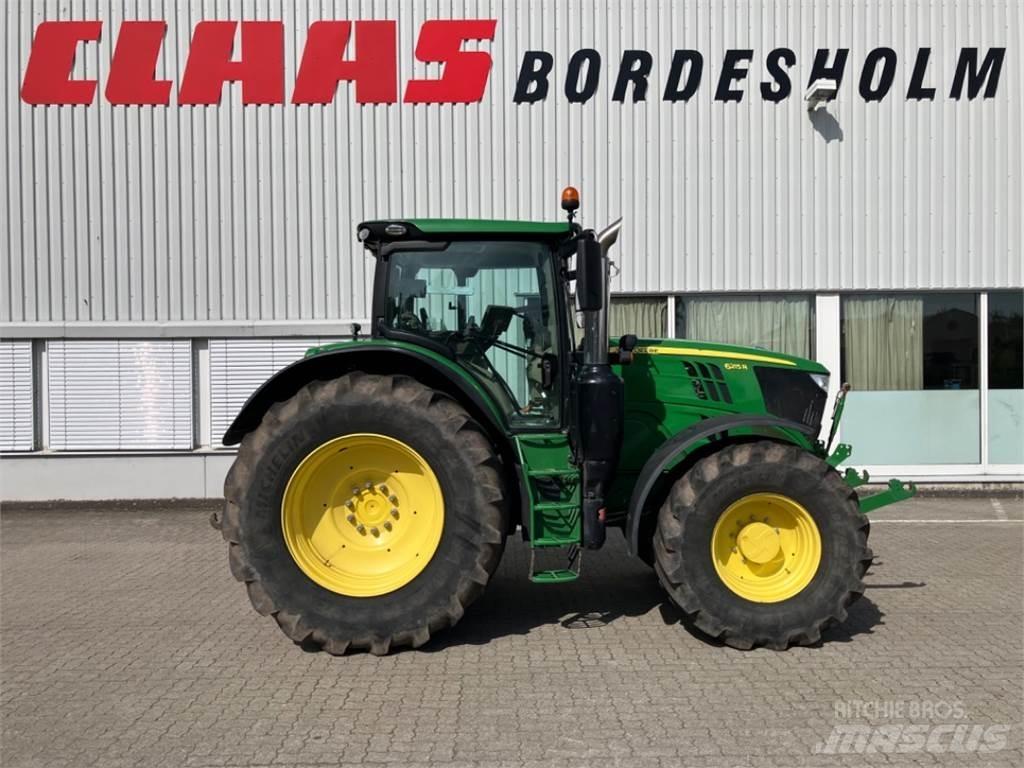 John Deere 6215 R Traktorer