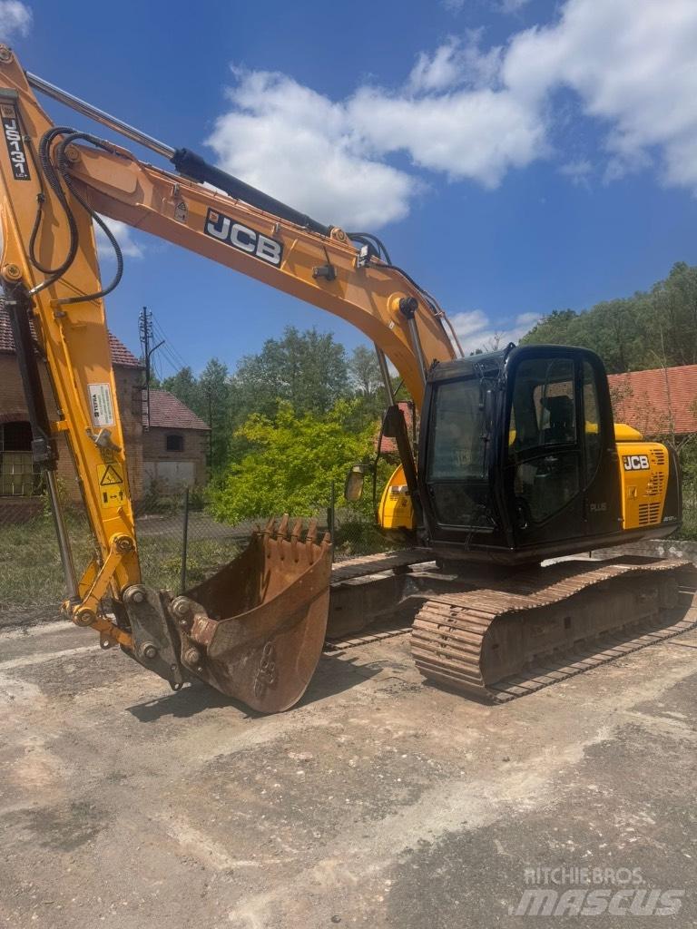 JCB JS 131 LC Bandgrävare