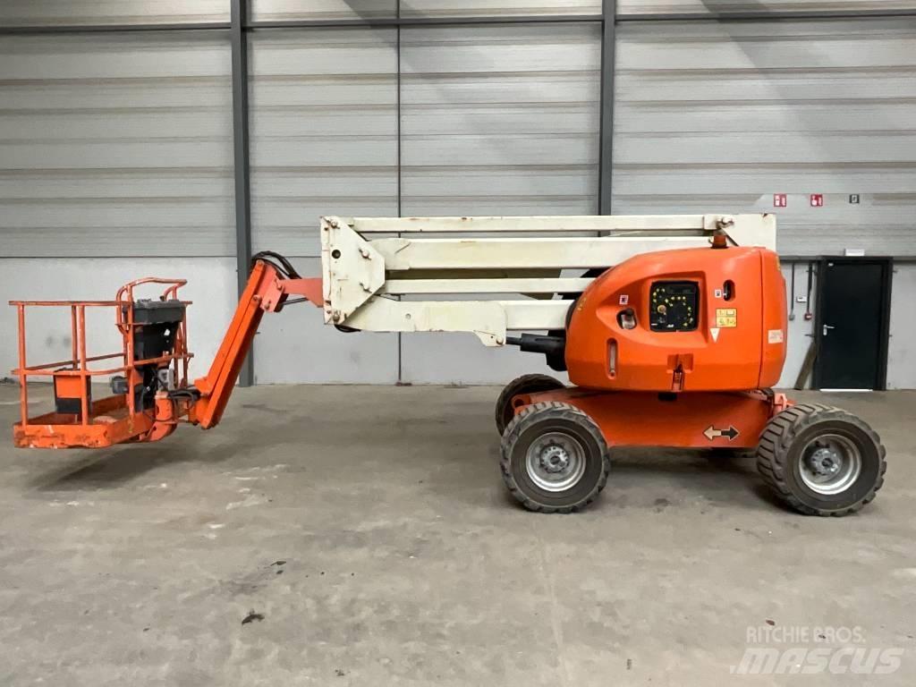 JLG 450 AJ Bomliftar