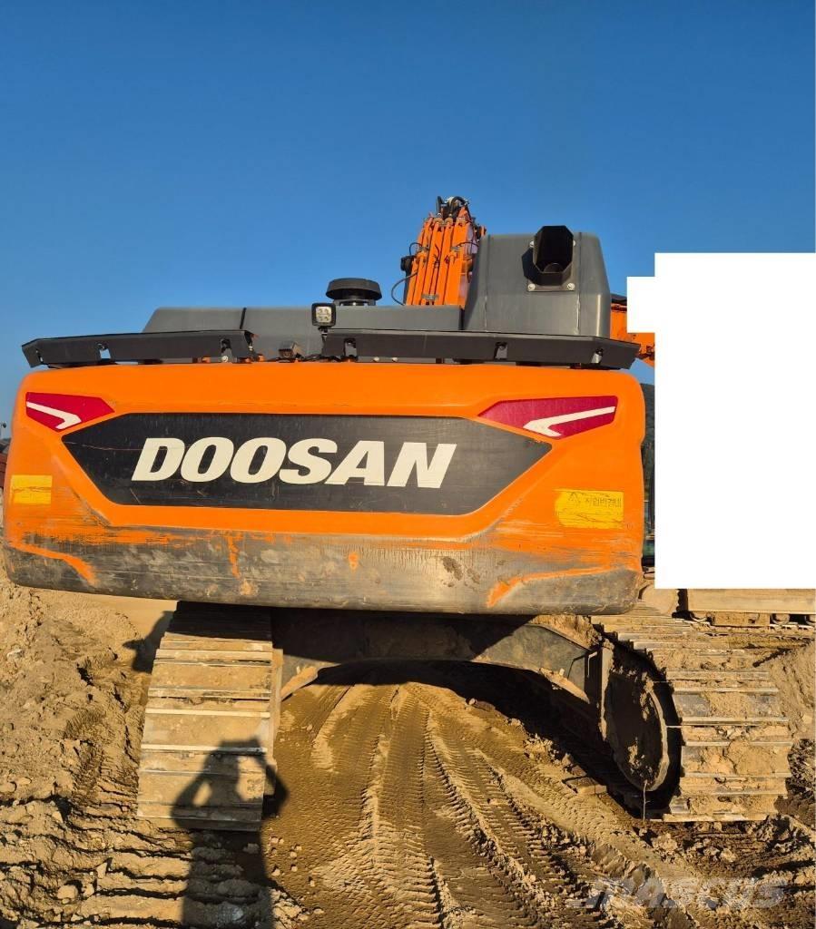 Doosan DX 400 LC-7 Bandgrävare