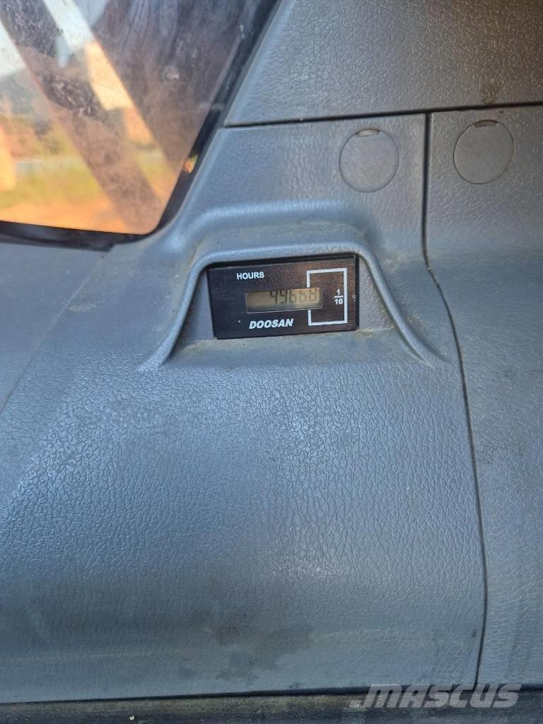 Doosan DX 400 LC-7 Bandgrävare