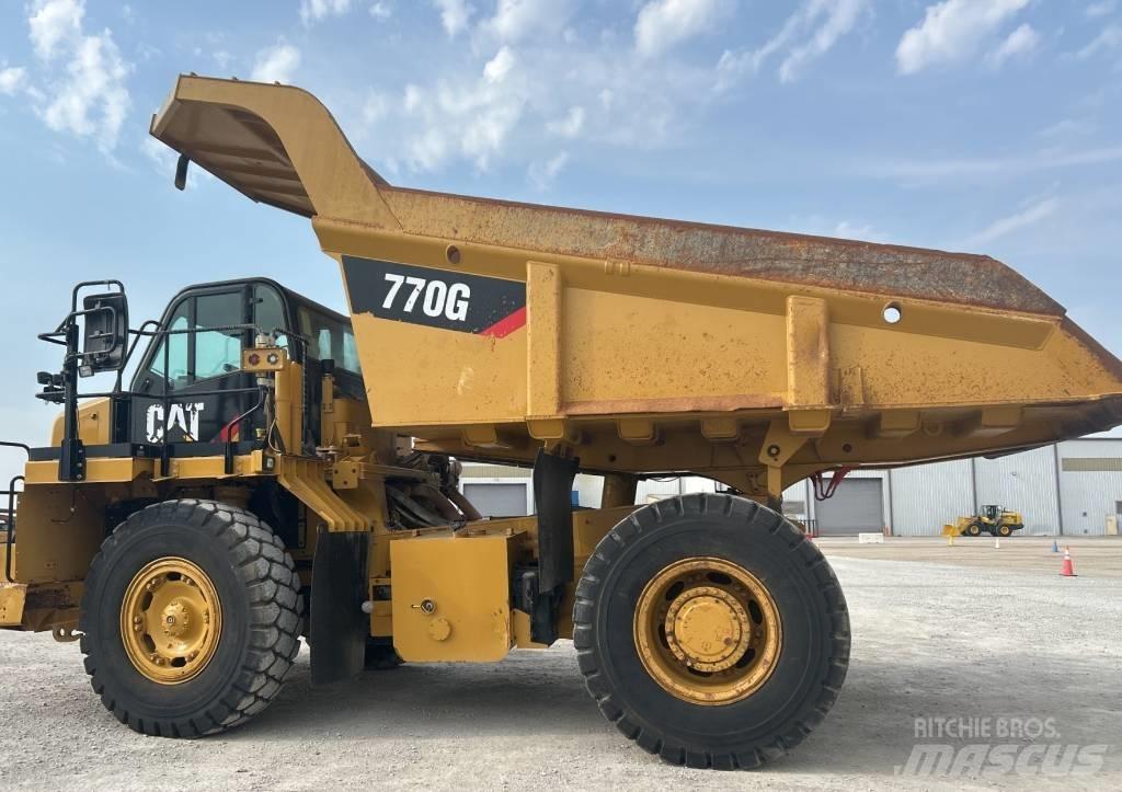 CAT 770 G Midjestyrd dumper