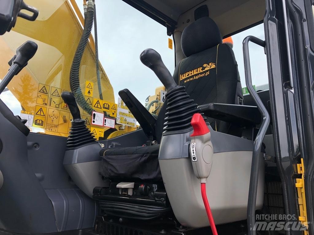 Komatsu PC210LC-11 Bandgrävare