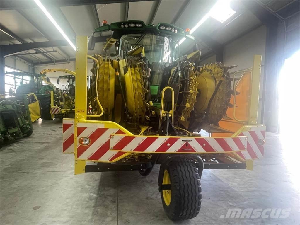 John Deere 9500 i Självgående fälthackar