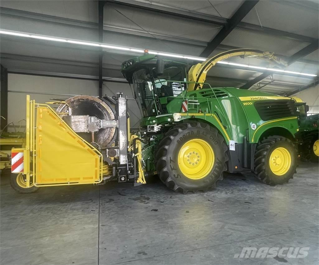 John Deere 9500 i Självgående fälthackar