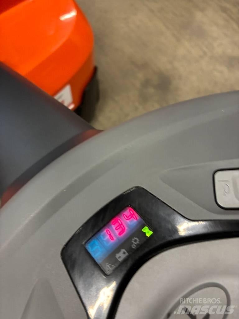 Toyota SWE140L Staplare-led
