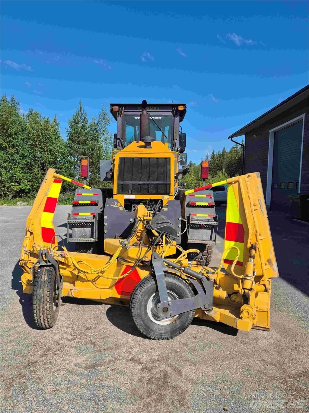 Veekmas RG 286 6WD Väghyvlar