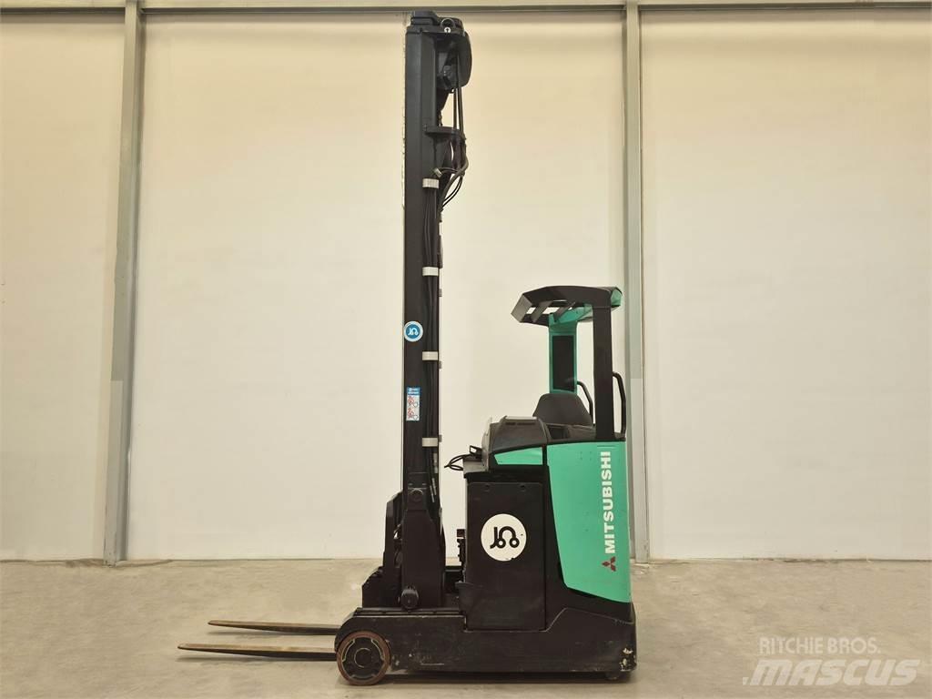 Mitsubishi RB16NH Skjutstativtruck