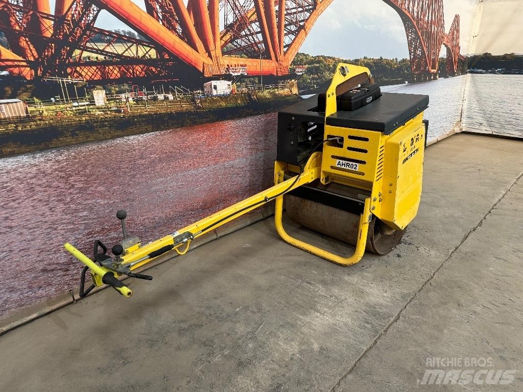 Bomag BW 71 E-2 Envalsvältar