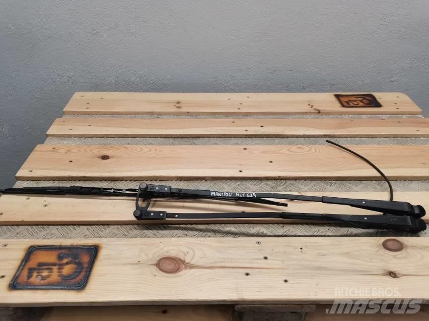 Manitou MLT .... wiper Hytter och interiör