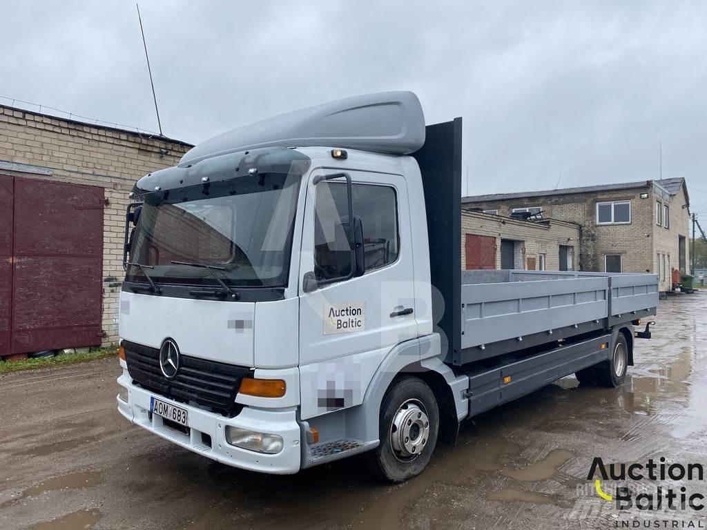 Mercedes-Benz 815 Flakbilar