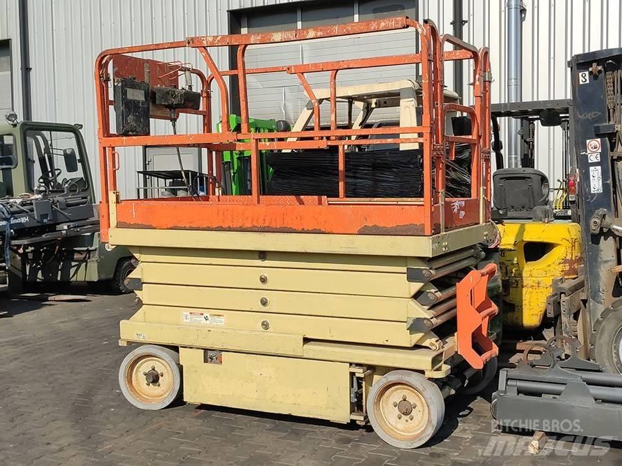 JLG 2646 E 2 Saxliftar