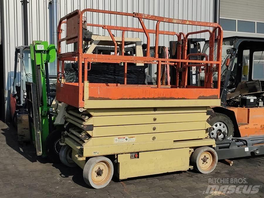 JLG 2646 E 2 Saxliftar