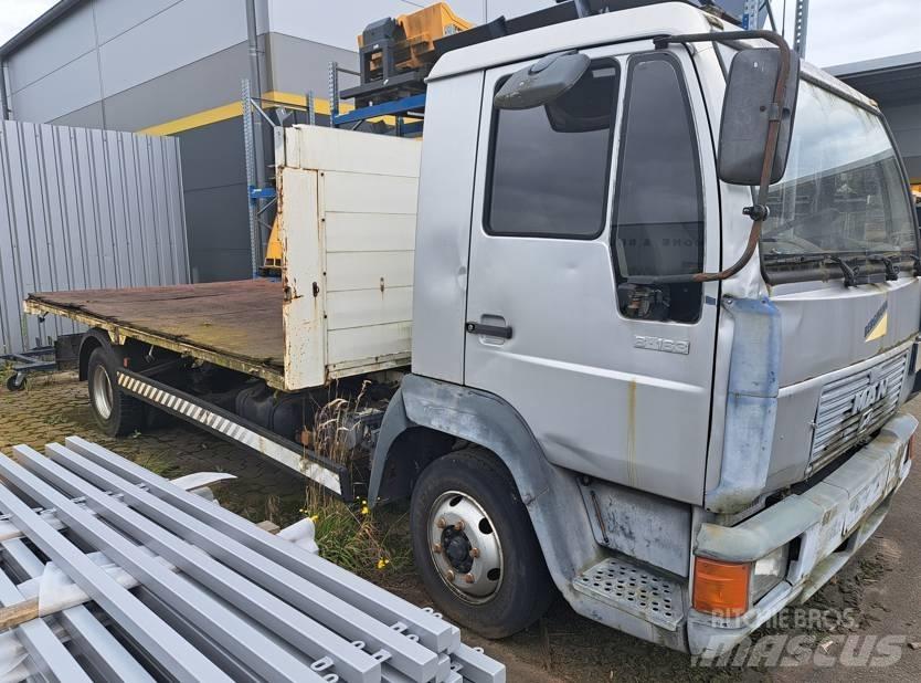 MAN 8.163 Flakbilar