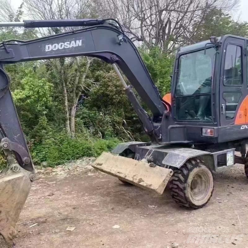 Doosan dx60w Hjulgrävare