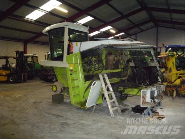 CLAAS 800 series Tillbehör för hö och fodermaskiner