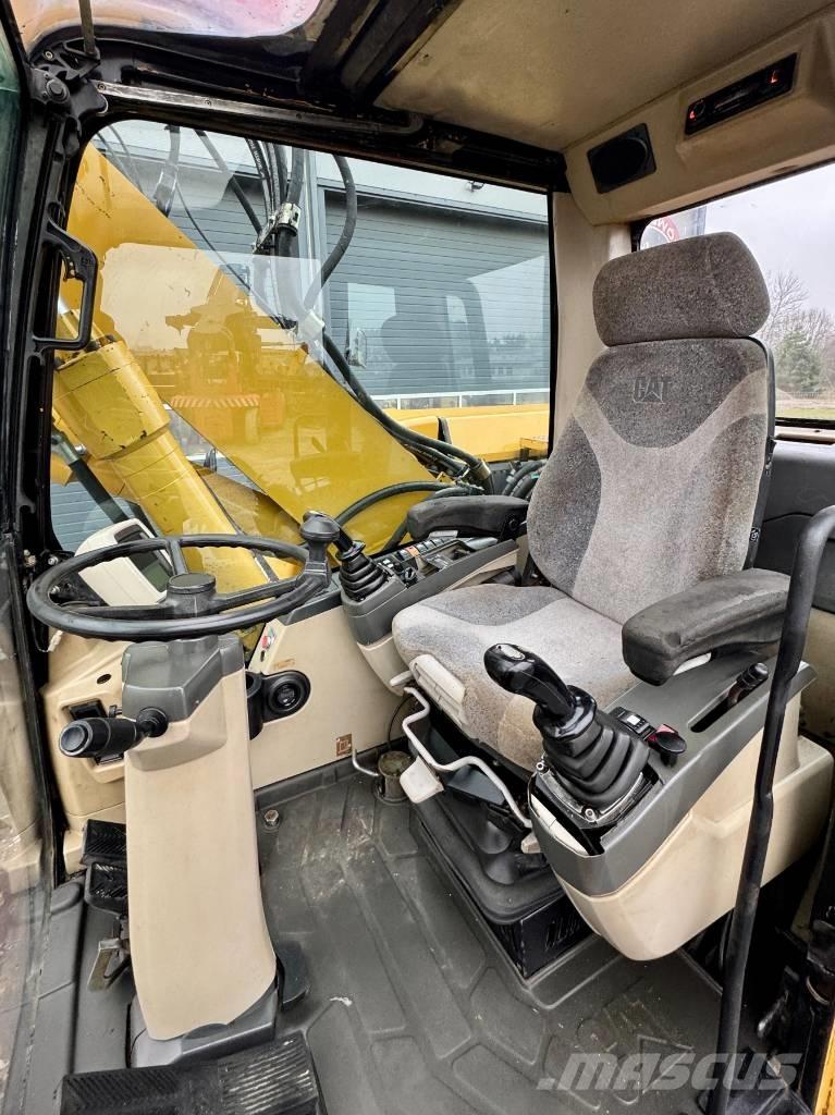 CAT M 316 C Hjulgrävare