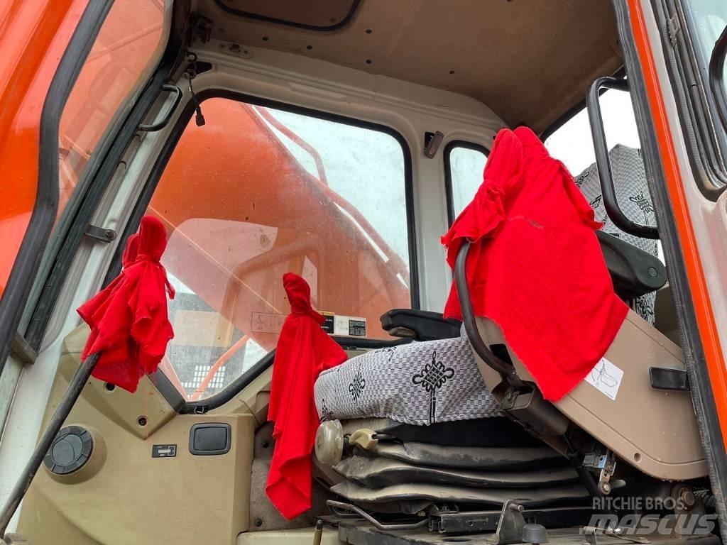 Doosan DH 220 Bandgrävare