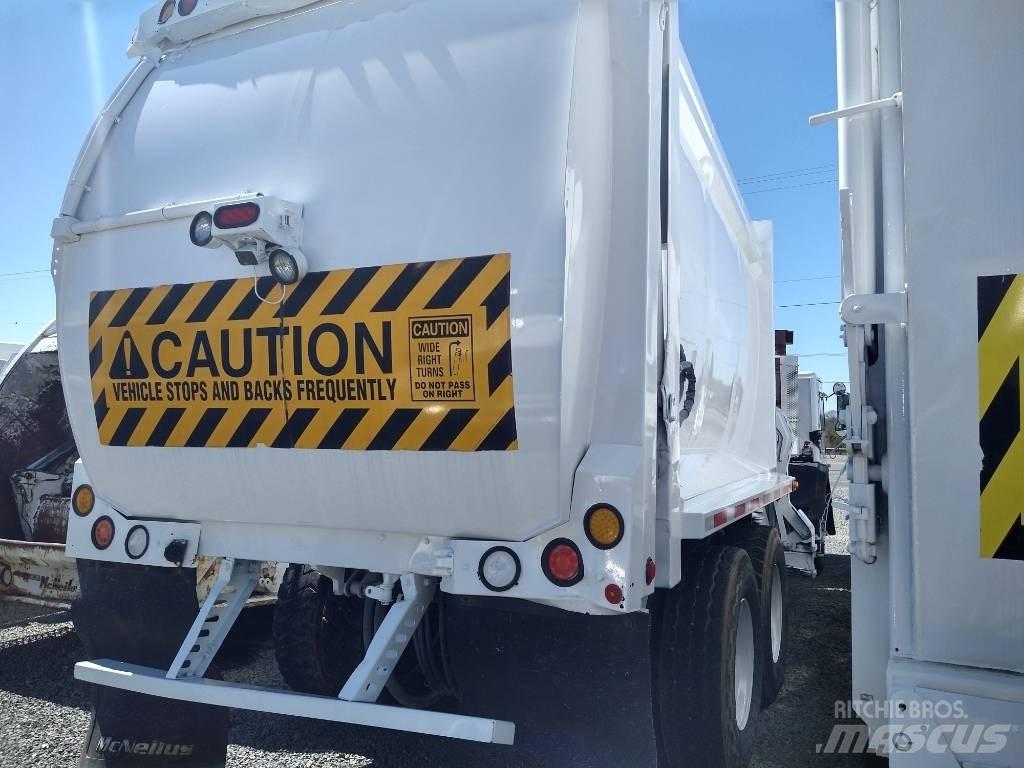 Mack LEU613 Sopbilar