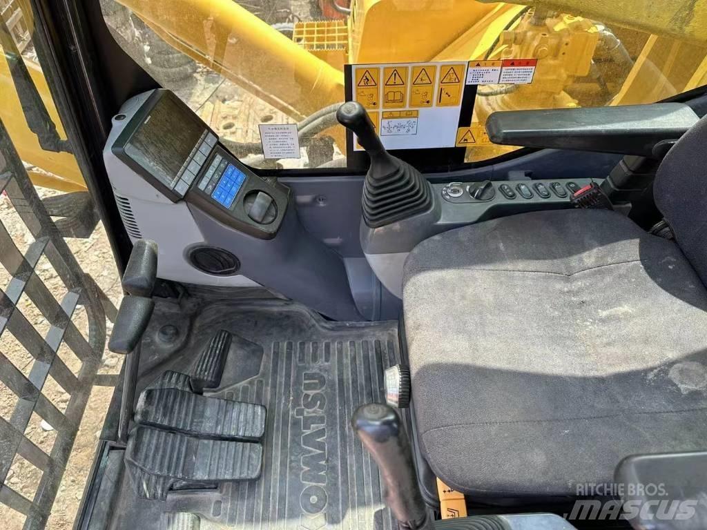 Komatsu PC 850SE Amfibiska grävmaskiner