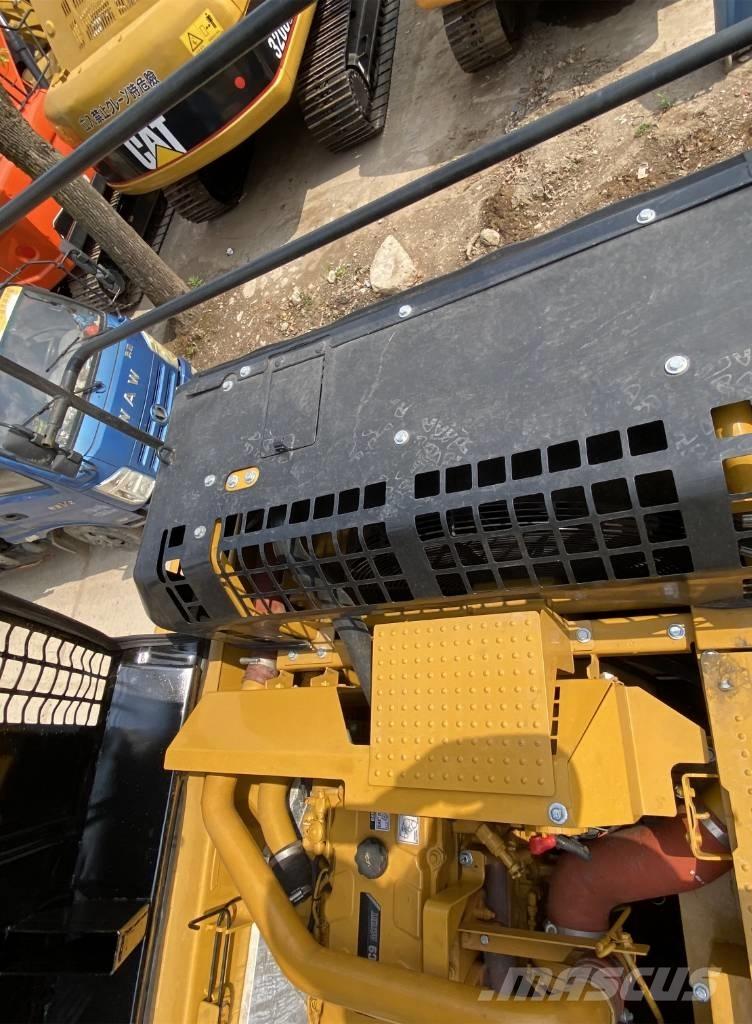 CAT 336 D 2 Bandgrävare