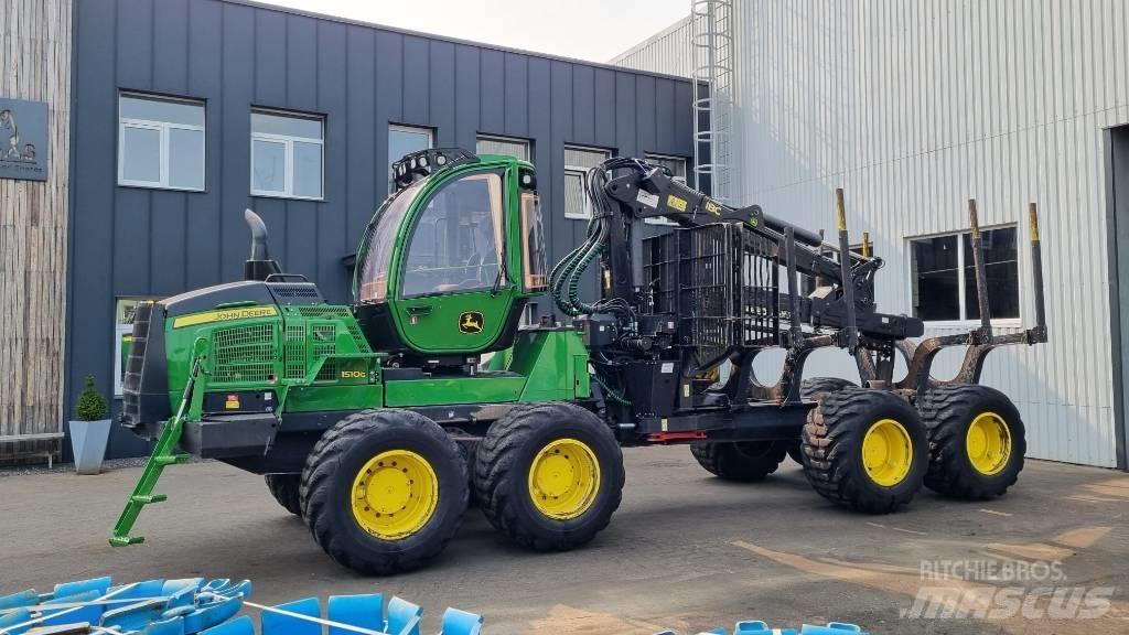John Deere 1510 G Skotare
