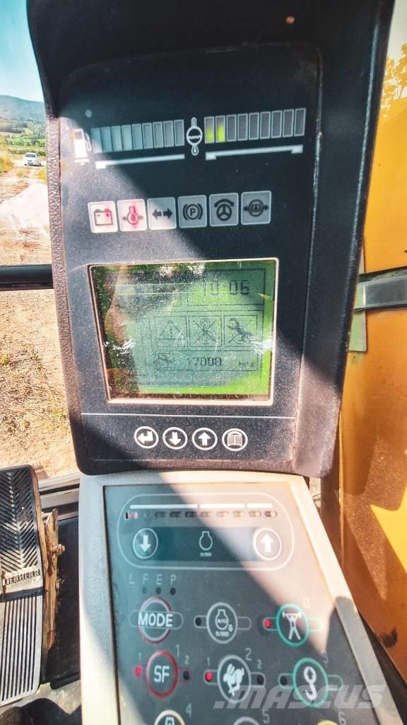 Liebherr R934C HDC Bandgrävare