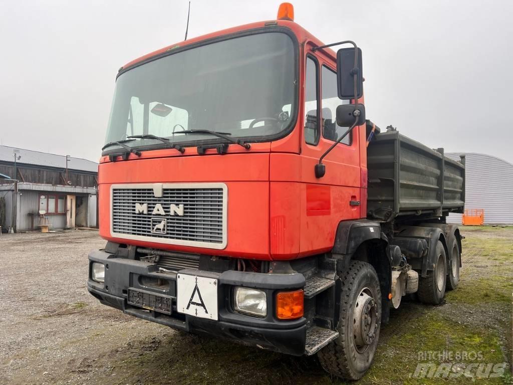 MAN F 08 Tippbilar