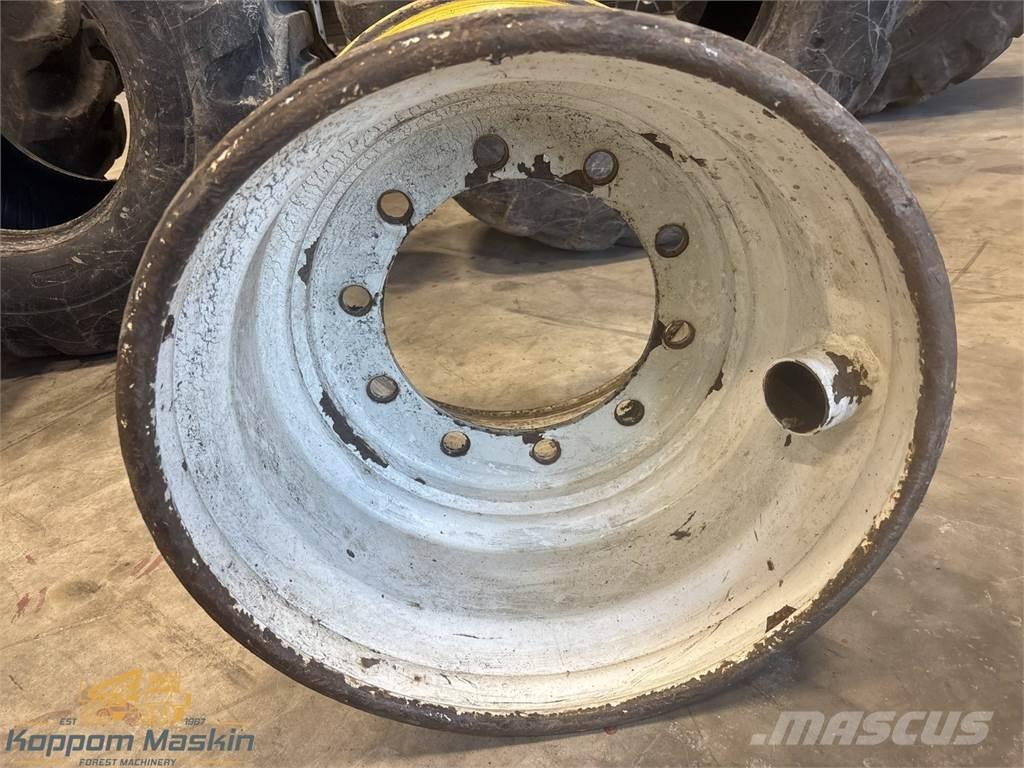 Gremo 950 20x22,5 Däck, hjul och fälgar