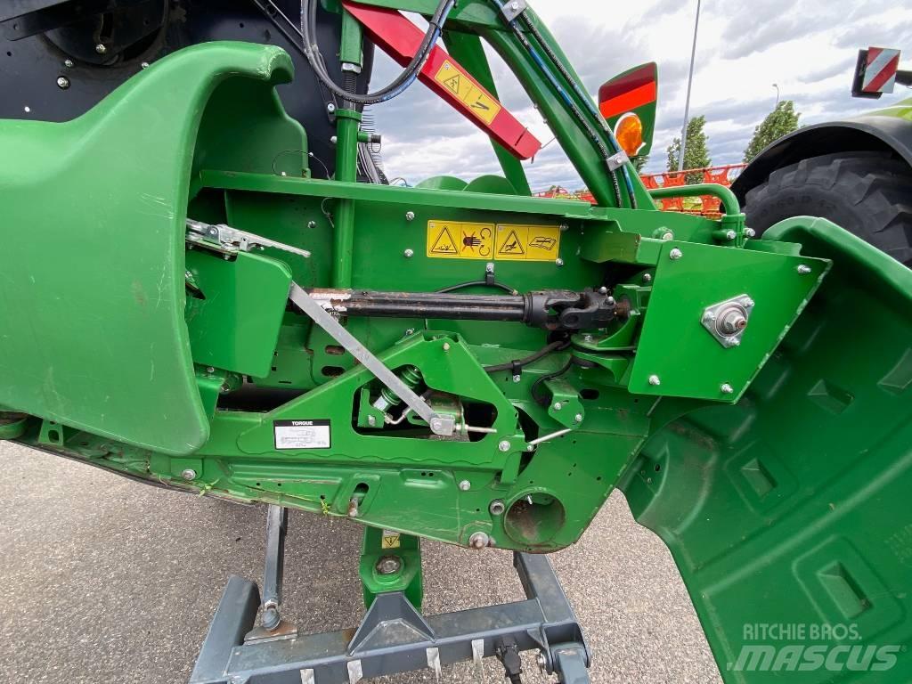 John Deere T 670 i Skördetröskor