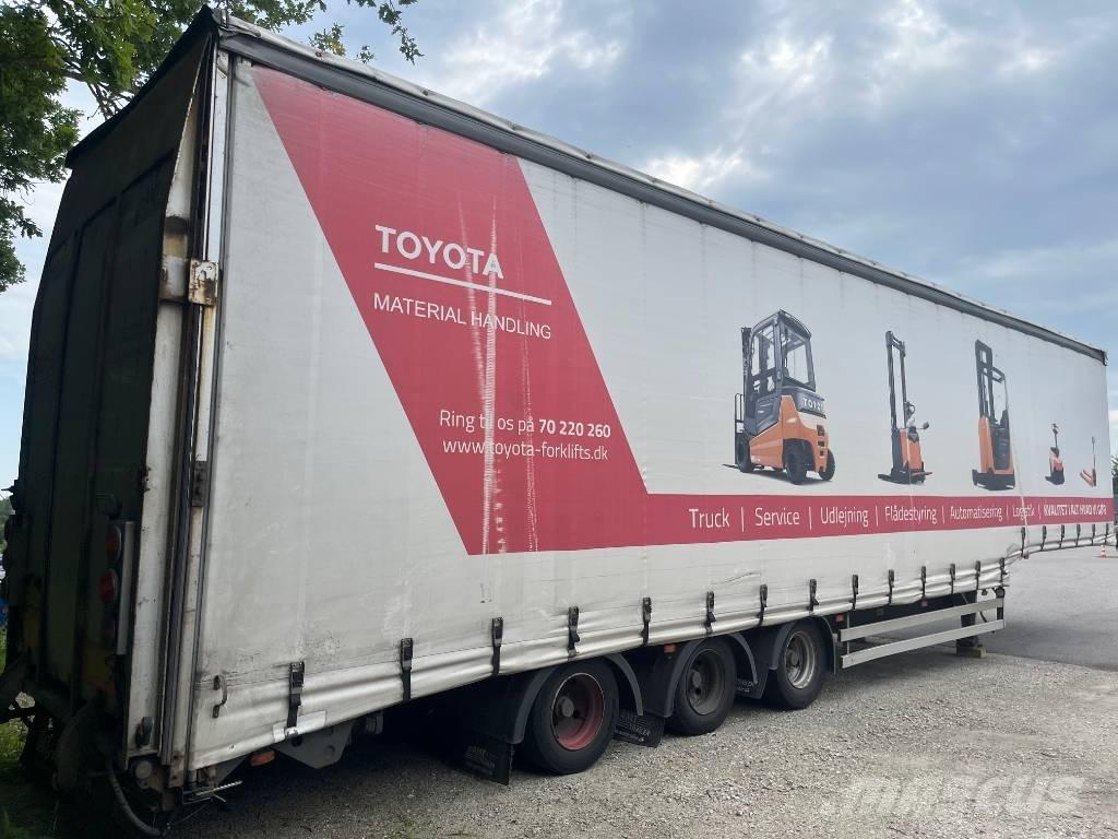 AMT MTDK M81 Låg lastande semi trailer