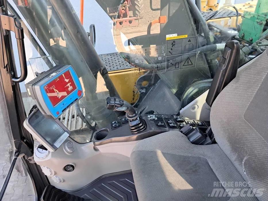 Volvo EC 220 DL Bandgrävare