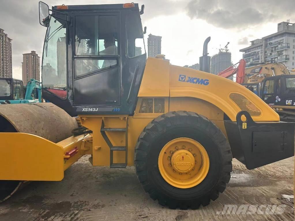XCMG XS 143 J Envalsvältar