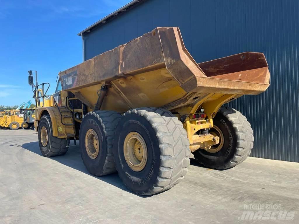 CAT 740B Midjestyrd dumper