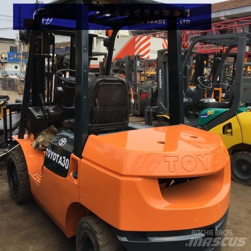 Toyota 7F Dieselmotviktstruckar