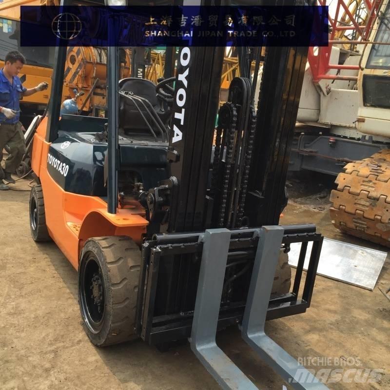 Toyota 7F Dieselmotviktstruckar