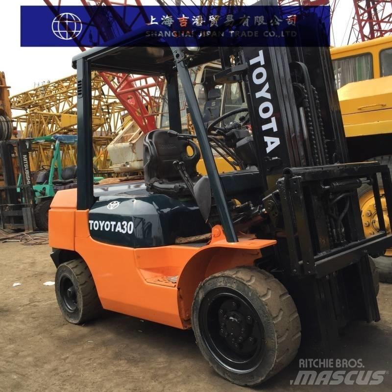 Toyota 7F Dieselmotviktstruckar
