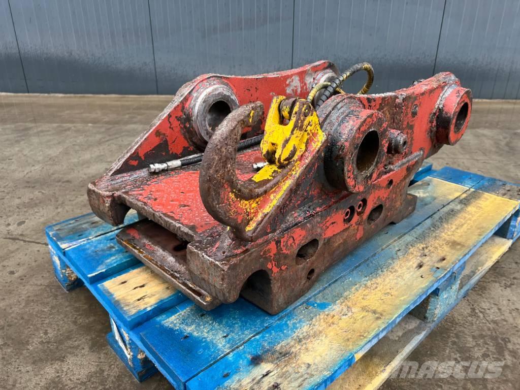 Engcon S70 - 323D Redskapsfäste/ adaptrar